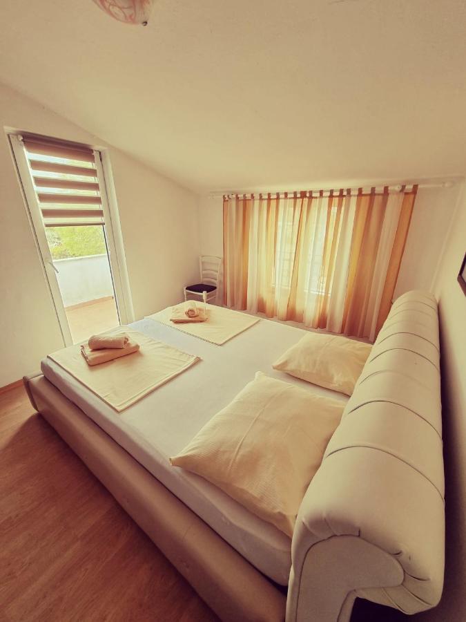 Nada Apartment *