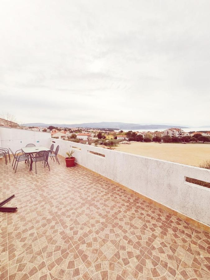 Nada * Krk Town